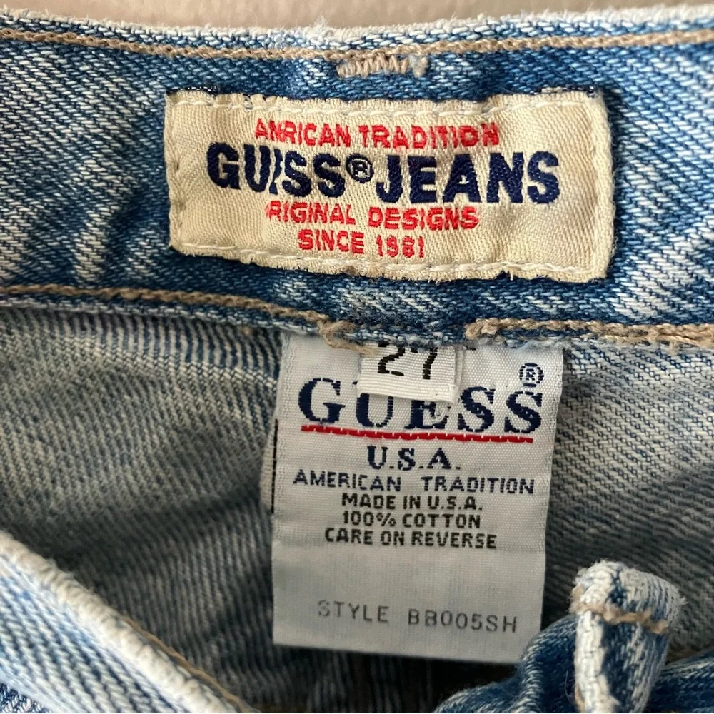 GUESS Vintage 90s Mom Jean Light Wash - Picture 6 of 8